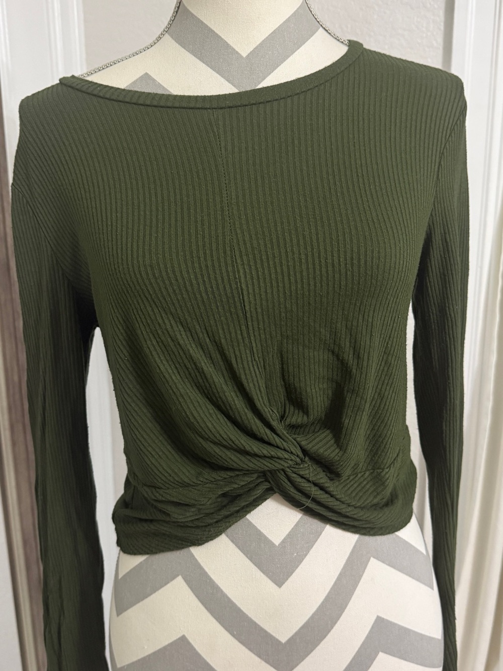 Twist-Front Ribbed Long Sleeve Top in Olive